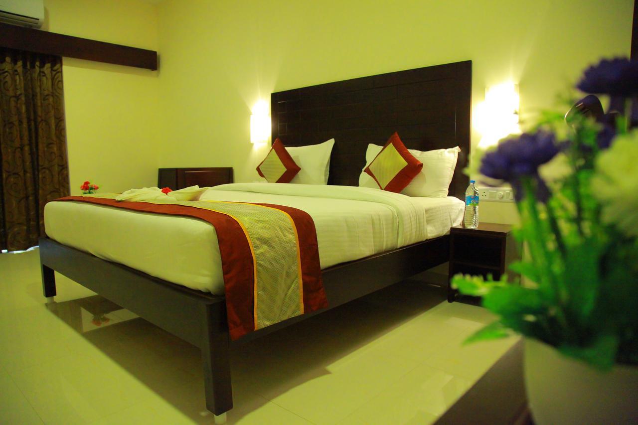 Five Falls Resort Kuttālam Exterior foto